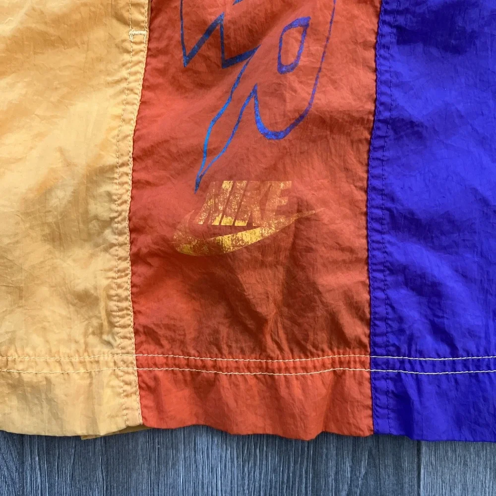 VTG Nike AIR Men's M/L Swim Trunks Multicolor 90s